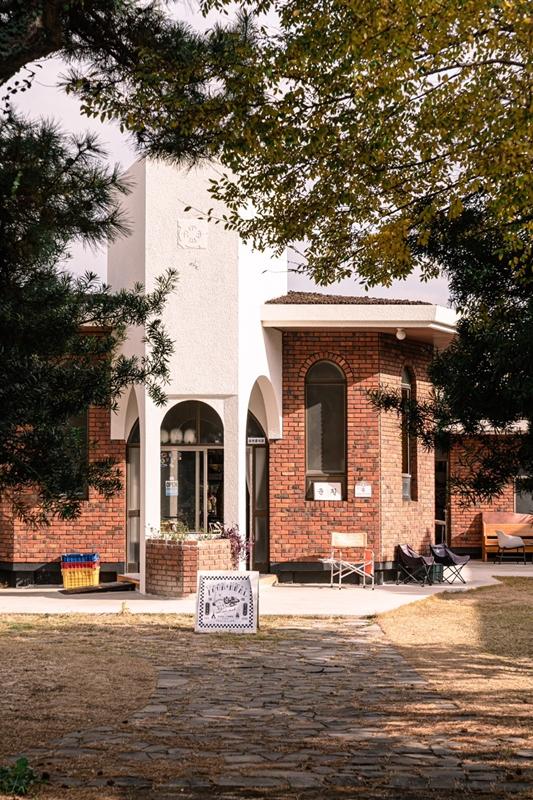 사진 스폿을 가진 카페 Best 3  <사진 스폿을 가진 카페>