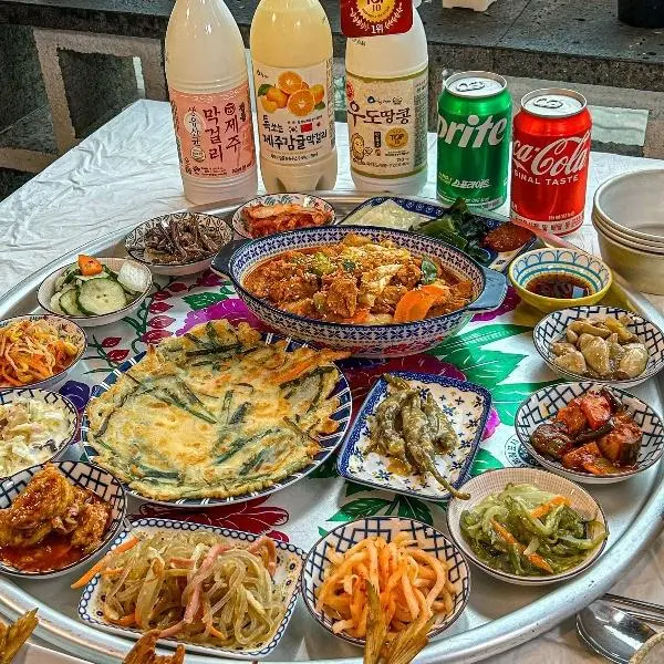 Jeju Halmang Bapsang Moseulpo Branch (제주할망밥상 모슬포점)