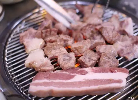칠사돈 사진