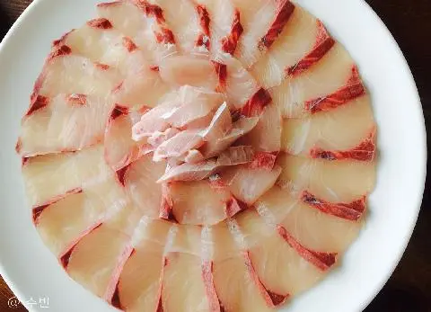 회양과 국수군 사진