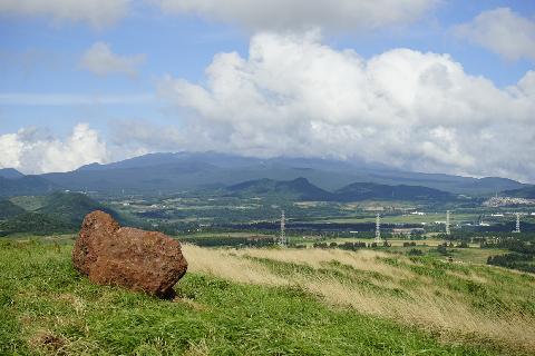 Geum (Geumak) Oreum Volcanic Cone and Wangmae Crater Lake