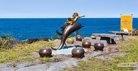 Dodu-dong Rainbow Coastal Road