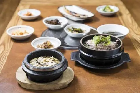 성산돌섬흑돼지 사진