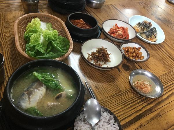 엄청 맛있어요. <br>깔끔. 개운. <br>사람들 바글바글.