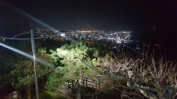 야간 산책 명소<br>사라봉공원♡<br>위에 올라가면 제주시내 야경이 한눈에~!!