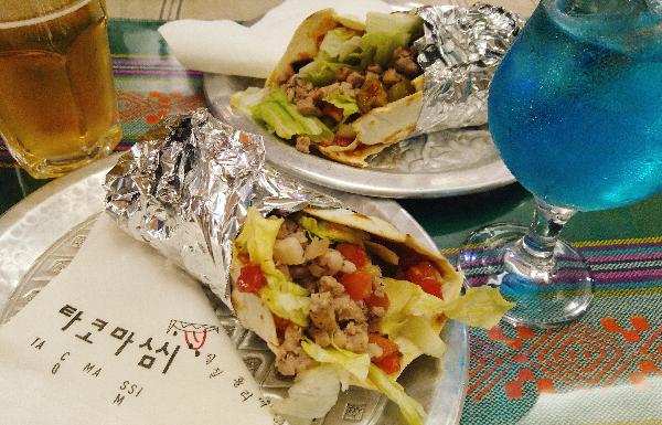 제주에 도착한 첫날, 숙소 근처에 있던 타코마씸에서 저녁!