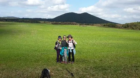 올레코스를 완주 하다보니 지인들로부터 가이드 해줄것을 청탁 받을때가 종종 있다 그냥 호텔이나 시내만 들렀다 갈때는 제주의 참 모습을 발견하지 못했다 #물영아리  #저푸른초원위에