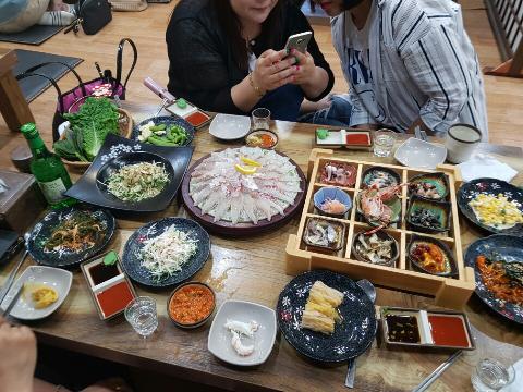 서귀포 동문로터리근처에 나원횟짓