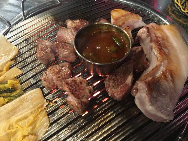 너무 맛있는데..<br>가격이 사악해서 배불리 못먹는다는 ....<br>ㅠㅠㅠㅠㅠㅠ