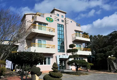 Jangwon Lodging 대표이미지