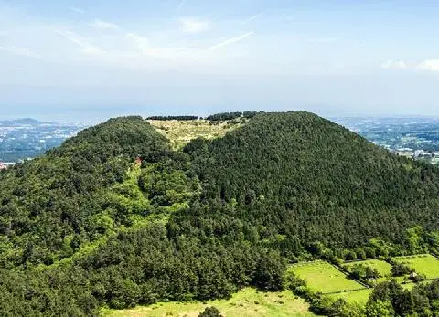 세미오름(삼의양오름)