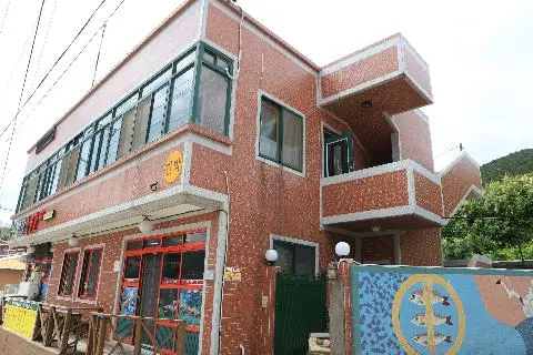 봉골레 하우스 민박 대표이미지