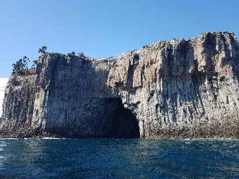 유람선관광.
새연교와 새섬 정방폭포 주상절리를 관광할수있는 유람선
재미있는 해설로 아이와 함께 즐거웠던 여행