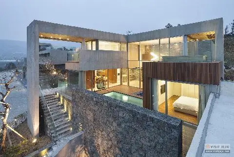 Jeju pensions and pool villas you can enjoy with your family 대표이미지