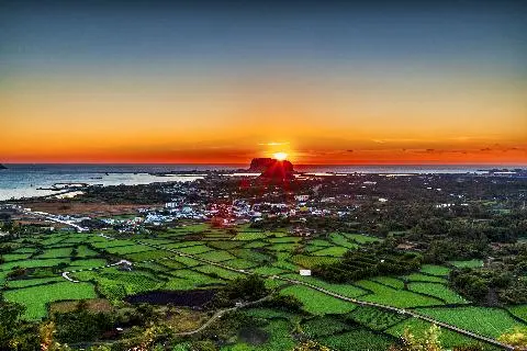 두산봉(말미오름)