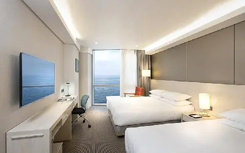 チェジュの夜を楽しむなら <ナイトスポット近隣のホテル４選> 대표이미지