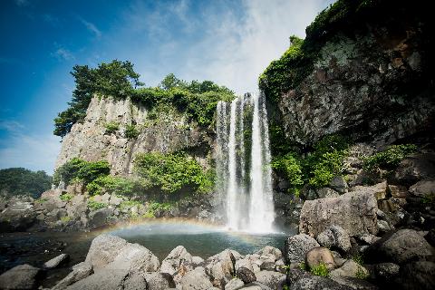 A Trip Around Five of Jeju’s Most Famous Waterfalls 대표이미지