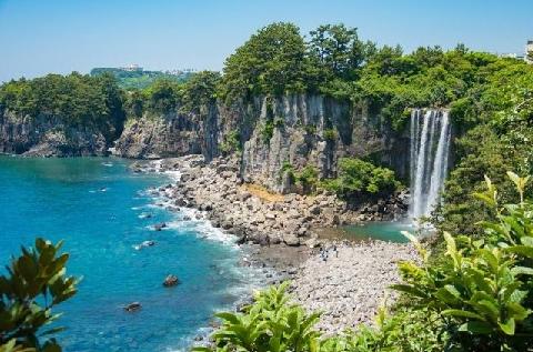 Named among world’s Top 10 coastal walks <Jeju Olle Trails> 대표이미지