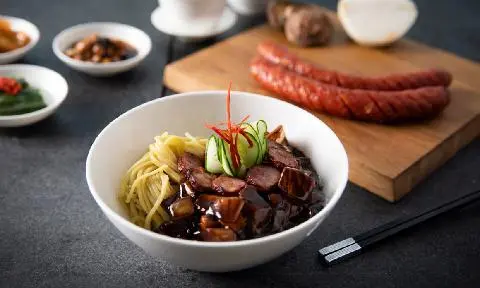 Seong Hwa Jeong 대표이미지