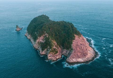 島の中の島、希少生物の生息地 <生物圏保存地域> 대표이미지