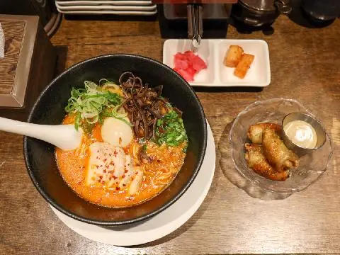 윤옥 사진