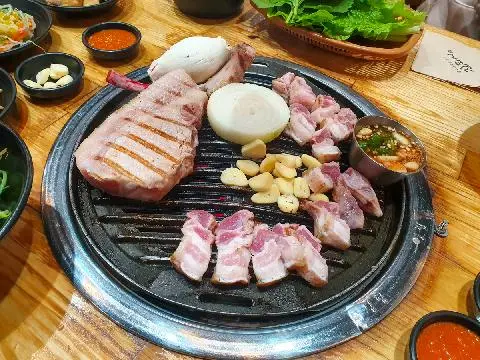 진돼지 사진