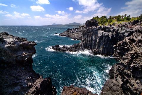 Premium heritages of Jeju you must experience <The Seven Marvelous Views of Jeju> 대표이미지