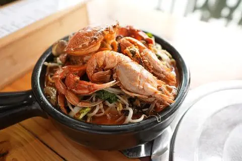 Haeseong Dotturi Aewol Black Pork