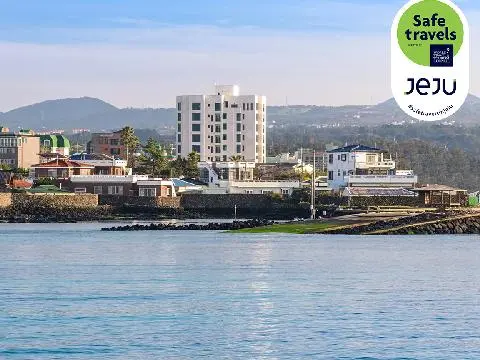 Sea and House 대표이미지