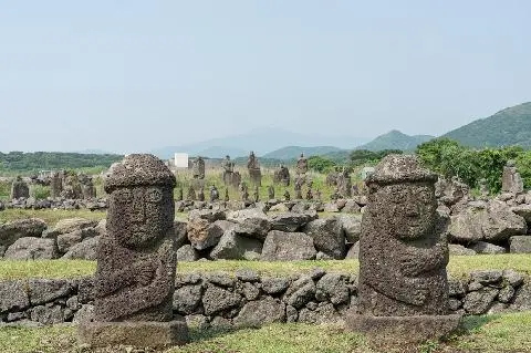 Experience Jeju's essence <Jeju Stone Culture Experience> 대표이미지