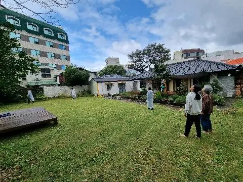 일상의 전자파로부터 내 몸을 살리는 <제주 맨발 여행>