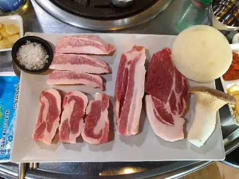 꺼멍연탄구이 사진