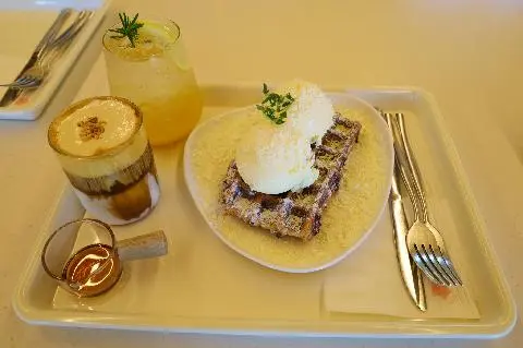 너븐 사진