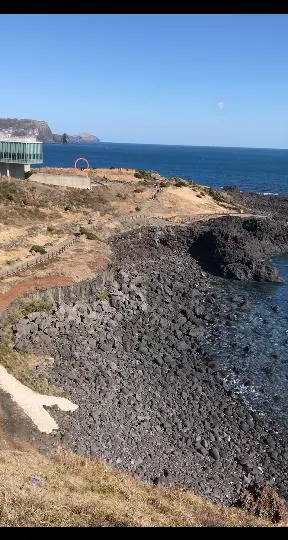가족과 함께한 제주여행. 추워도 바람이 불어도 풍경이 너무 아름다워 좋았어요. 매년 가지만 매주 가고픈 제주! 늘 좋아요. 