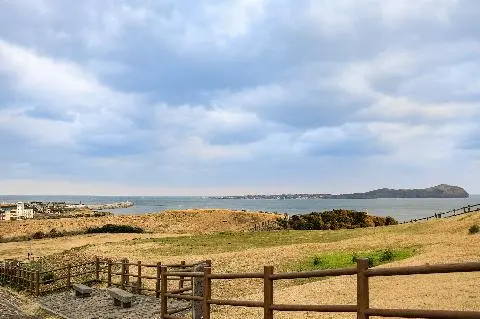 성산일출봉의 평온한 아침.
