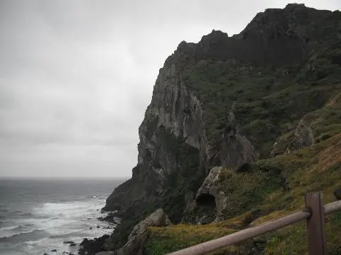 2024 놓치지 말아야할 ‘여름’ 제주관광 <햇빛 찬란한 제주의 여름, 푸른빛 추억 만들러 떠나볼까?>