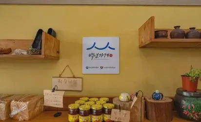 Worth Preserving for Over a Century <Recommended Hidden Traditional Restaurants of Jeju> 대표이미지