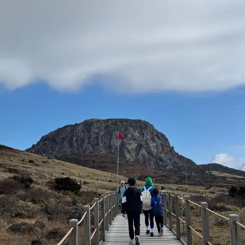 only 제주! remember 제주! 상,중,하 난이도별! 오름 투어 추천! TOP 3 대표이미지