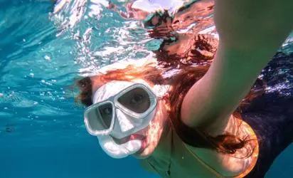 도민이 직접 뛰어든 제주의 모습은? 아기해녀 ‘고라니’가 소개하는 제주 물놀이 스팟 대표이미지