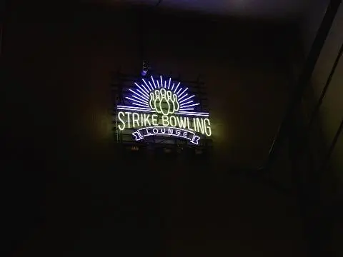 Strike Bowling Center 대표이미지