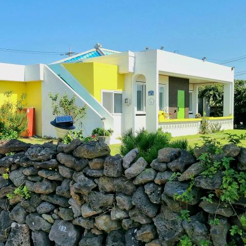 Suwonseong Pension (Independent Lodging) 대표이미지